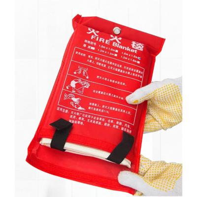 China Safety Firefighting Safety Equipment Welding Fiberglass Fire Blanket for sale