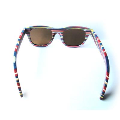 Китай Солнечные очки изготовленных на заказ солнечных очков Wayfarers скейтборд UV400 Skateboarding при цветастое поляризовыванное доступное продается