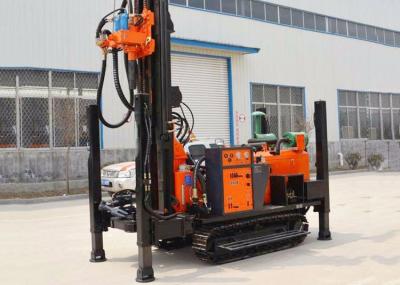 China St 180 Meters Rubber Crawler Pneumatic Drilling Rig For Water Well Borehole for sale
