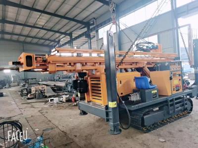 China Dth Portable 260m Deep Crawler Drill Rig 105mm Diameter for sale