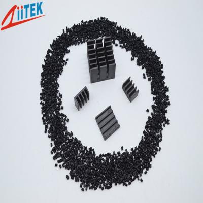 Chine plastique conducteur thermique 150℃ 94V0 de la conduction thermique 2,5 W/m-K d'ingénierie normale en nylon noire des radiateurs 1.65g/cm3 à vendre