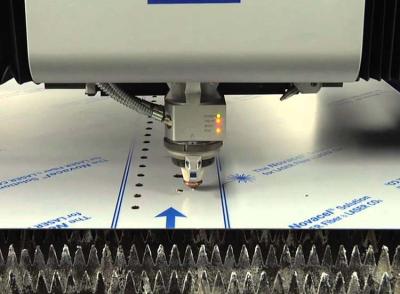 China Laser que corta la película auta-adhesivo de acero inoxidable en venta