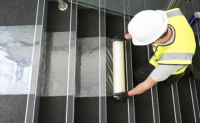 China protector plástico del piso Plasticover de 0.075m m de la alfombra temporal fácil de usar del SGS en venta
