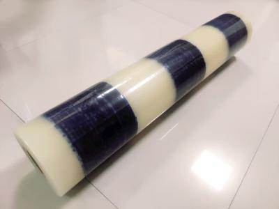 China Película protectora ULTRAVIOLETA 33micron del panel de bocadillo de la resistencia el 1000mm*2000m en venta