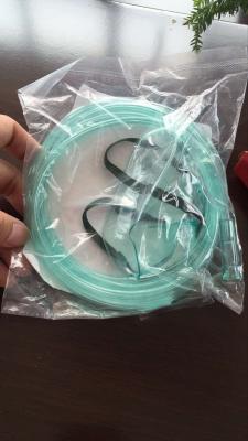 Chine Doux nasal de canule de l'oxygène de matériel médical jetable adulte avec la fourche nasale incurvée à vendre