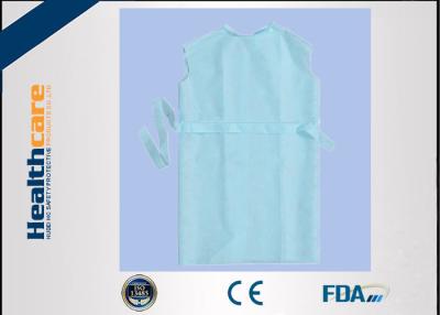 China PP Or PE Coated Disposable Isolation Gowns Different Size with V Collar and Pockets for sale