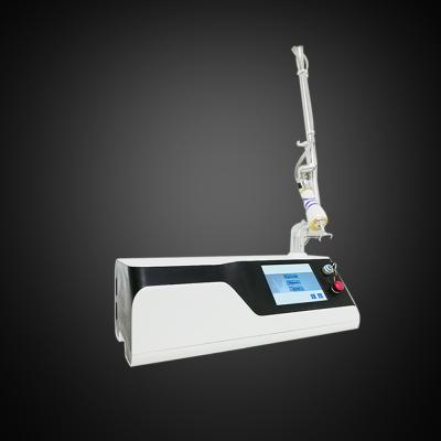 China Portable 10600nm 30W Fractional Co2 Laser Device for sale