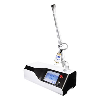 China Skin Resurfacing Fractional Co2 Laser Machine 1060nm For Acne Scar Removal for sale