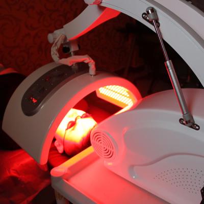 China Geführte Gesichtsphototherapie-Maschine für die Haut, die Falten-Abbau-Antialtern weiß wird zu verkaufen