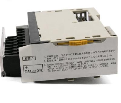 China El PLC original de Omron parte el controlador lógico programable CJ1W-ID211 en venta