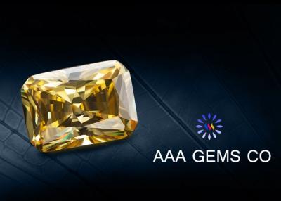China Luz - tamanho médio 5mm x 7mm do diamante amarelo de Moissanite do corte do ponto luminoso à venda