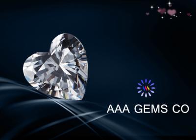China Diamante sintético Moissanite, Moissanite descolorido del corazón de alto nivel en venta