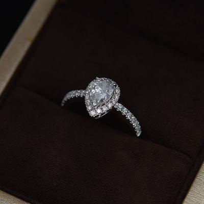 China 2 Carat Moissanite Jewelry , Pear Moissanite Engagement Rings E Color Grade for sale