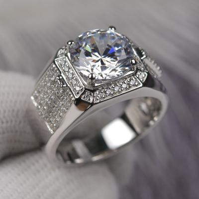 China Round Cut Shape Moissanite Engagement Rings Super White Color For Male for sale