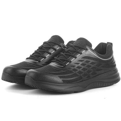 China Novas botas táticas ultra-leves e respiráveis, calçados de viagem, calçados de caminhada, calçados de corrida esportiva masculina à venda