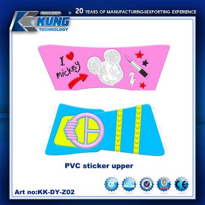 China Parte superior modificada para requisitos particulares moda de la etiqueta engomada del PVC de Mickey de los componentes del deslizador en venta