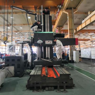 Chine Aléseuses horizontales de plancher du moteur 15KW 4 - vitesse de l'axe 800r/min à vendre
