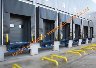 China Container Loading Dock Fabric Industrial Doors With Seal Shelter For Distribution Center for sale