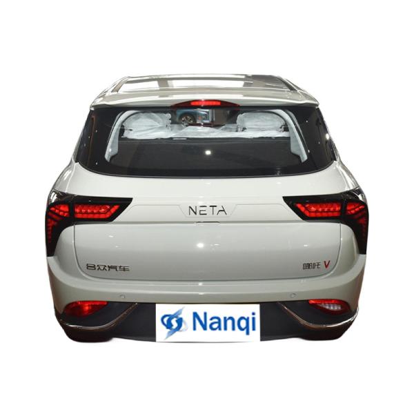 Quality 2023 New Style Nezha V SUV Electric Car Lithium Ion Battery Fast Charging for sale