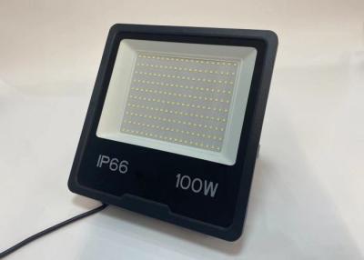 China o diodo emissor de luz do alojamento IP65 do preto 100W ajardina luzes de inundação exteriores à venda