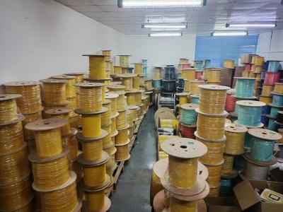 Κίνα Κίτρινο οπτικό καλώδιο LSZH 1 αγωγού για αξιόπιστες και σταθερές συνδέσεις προς πώληση