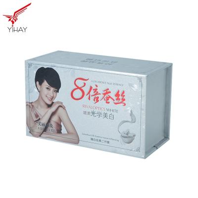 China Caja de empaquetado de la caja de papel de la muestra libre del logotipo de papel duro de la empresa de impresión con la bandeja suave del paño en venta