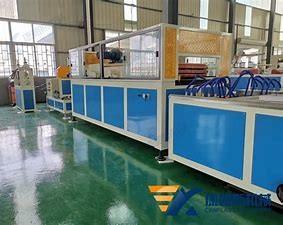 China SGS Automatic  Wood Plastic Composite Extrusion Machine for sale