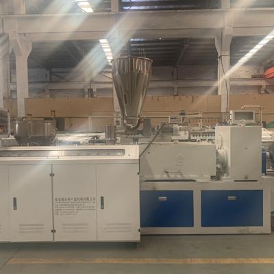 China 400kg/H  Conical Twin Screw Plastic Extrusion Line for sale