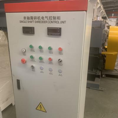China estructura firme de la máquina plástica de la trituradora de la trituradora del eje WPC del doble 650kg/H en venta