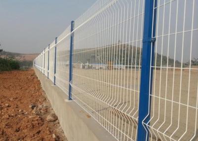 China 3D Curved Metal Mesh Fence , 358 5 Foot Welded Wire Fence for sale