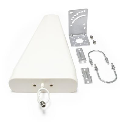 China Outdoor Log Periodic 12dBi Signal Booster Antenna 700MHz To 2700MHz for sale