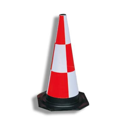 China High Visibility Orange Road Cones , 700mm Construction Reflective Traffic Cones for sale
