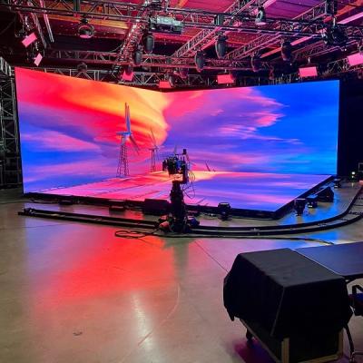 China XR Immersive LED Video Wall , P1.95 HD Space Body LED Screen Cube for sale