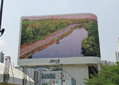 China DIP346 P10 Curved LED Screen Full Color Outdoor Advertising Screen 10000 Dos/Sqm for sale