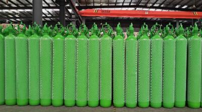 Chine Le cylindre de gaz en acier sans couture adapté aux besoins du client de couleur et de taille 40L dactylographie du réservoir d'oxygène médical à vendre