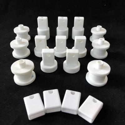 China Componentes de cerámica de la precisión del alúmina de cerámica a prueba de calor de las piezas Al2O3 en venta