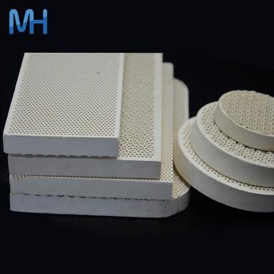 China 2.6g/Cm3 Honeycomb Ceramic Plate Cordierite Ceramic Burner Plate for sale