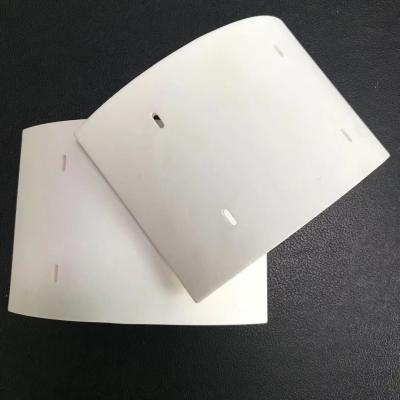 China Curved Alumina Ceramic Plate Heat Resistant 1500C Alumina Insulation Board For Guard for sale