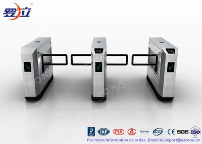 China Puerta de cristal de alta velocidad de la barrera del oscilación retractable con el lector de la frecuencia ultraelevada RFID en venta