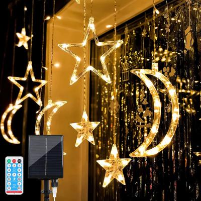 China IP44 138LED Solar Powered Curtain Star Moon Lights Twinkle For Backyard for sale