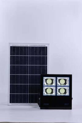 China Luzes solares exteriores impermeáveis solares da segurança 200W das luzes de inundação IP66 à venda