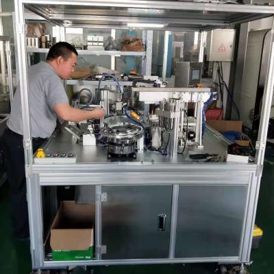 中国 機械に1つの方法弁アセンブリおよび試験装置をする15pcs/Min医療機器 販売のため