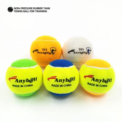 China Rubber Polyster Felt Custom Tennis Balls Colored Training Tennis Ball 80-100cm for sale