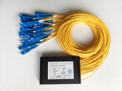China Custom SC / APC Fiber Optic Splitter 1*32 0.5dB Insertion Loss With 3.0mm Cable for sale