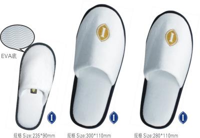China Hembra del varón 300*110m m de Logo Disposable Slippers For Guests del bordado 280*110m m en venta