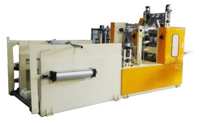 Chine Serviette de main de papier gravante en refief pneumatique faisant le pliage d'aspiration de vide de machine à vendre