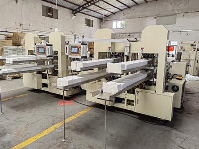 China Quarter Fold Table Napkin Paper Napkin Machine High Speed Space Saving zu verkaufen