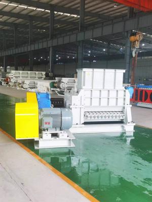 China Automatisierte roter Boden-Ineinander greifenziegelstein-Maschine/doppelter gezahnter Walzenbrecher zu verkaufen