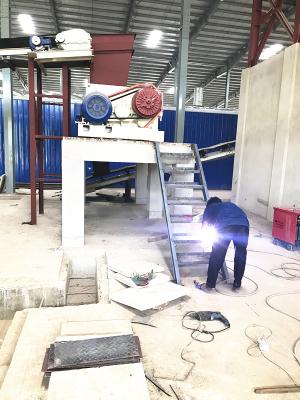 China Big Solid Block Clay Brick Cutting Machine Hydraulic Pressure Customized for sale