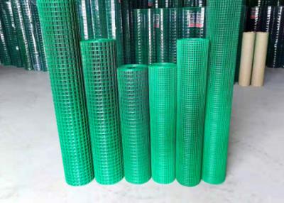 Chine le fil enduit en plastique vert de longueur de 18m clôturant le PVC de panneaux a enduit le fil Mesh Rolls à vendre
